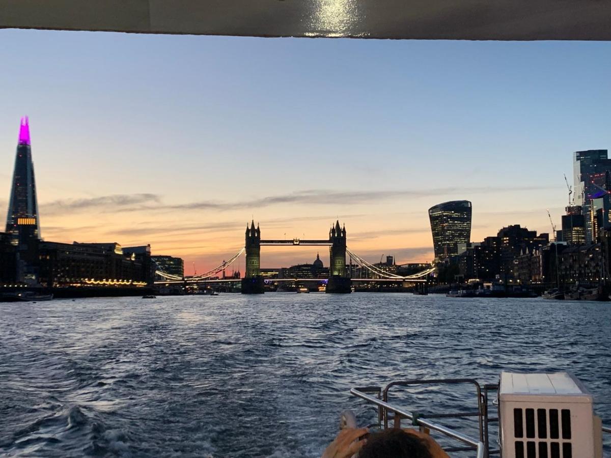 Borough Central Londen Buitenkant foto